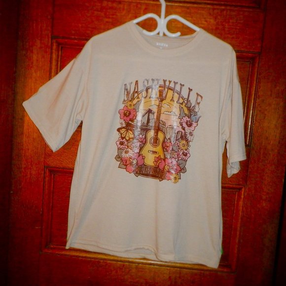 ~~~ NASHVILLE ~~~ XL - Picture 1 of 1